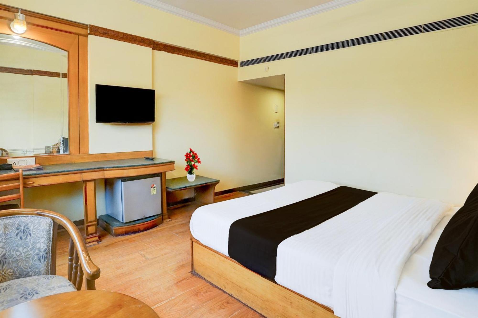 Super Townhouse Subhash Nagar Formerly Royal Palazzo Jaipur Bagian luar foto