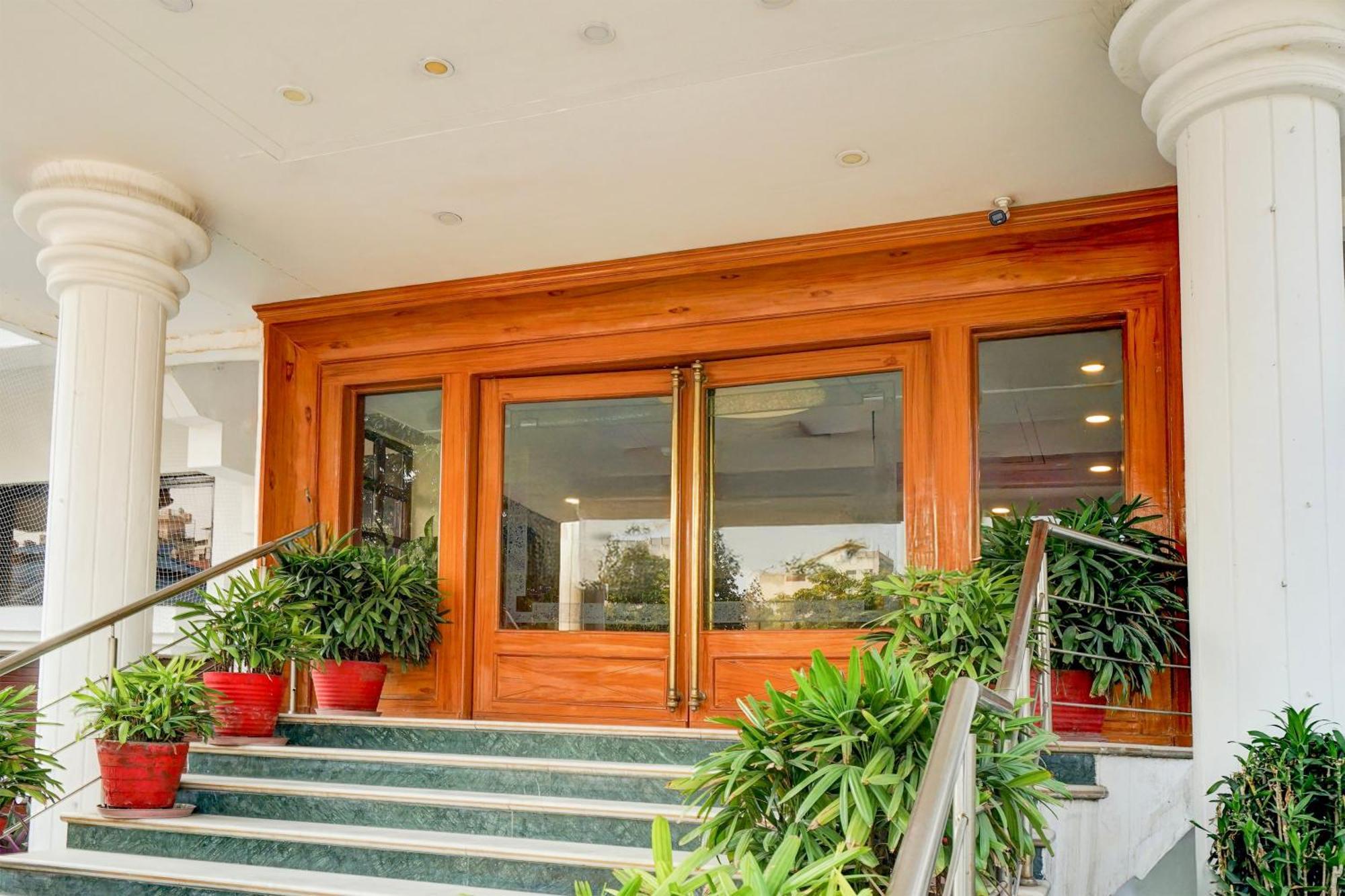 Super Townhouse Subhash Nagar Formerly Royal Palazzo Jaipur Bagian luar foto