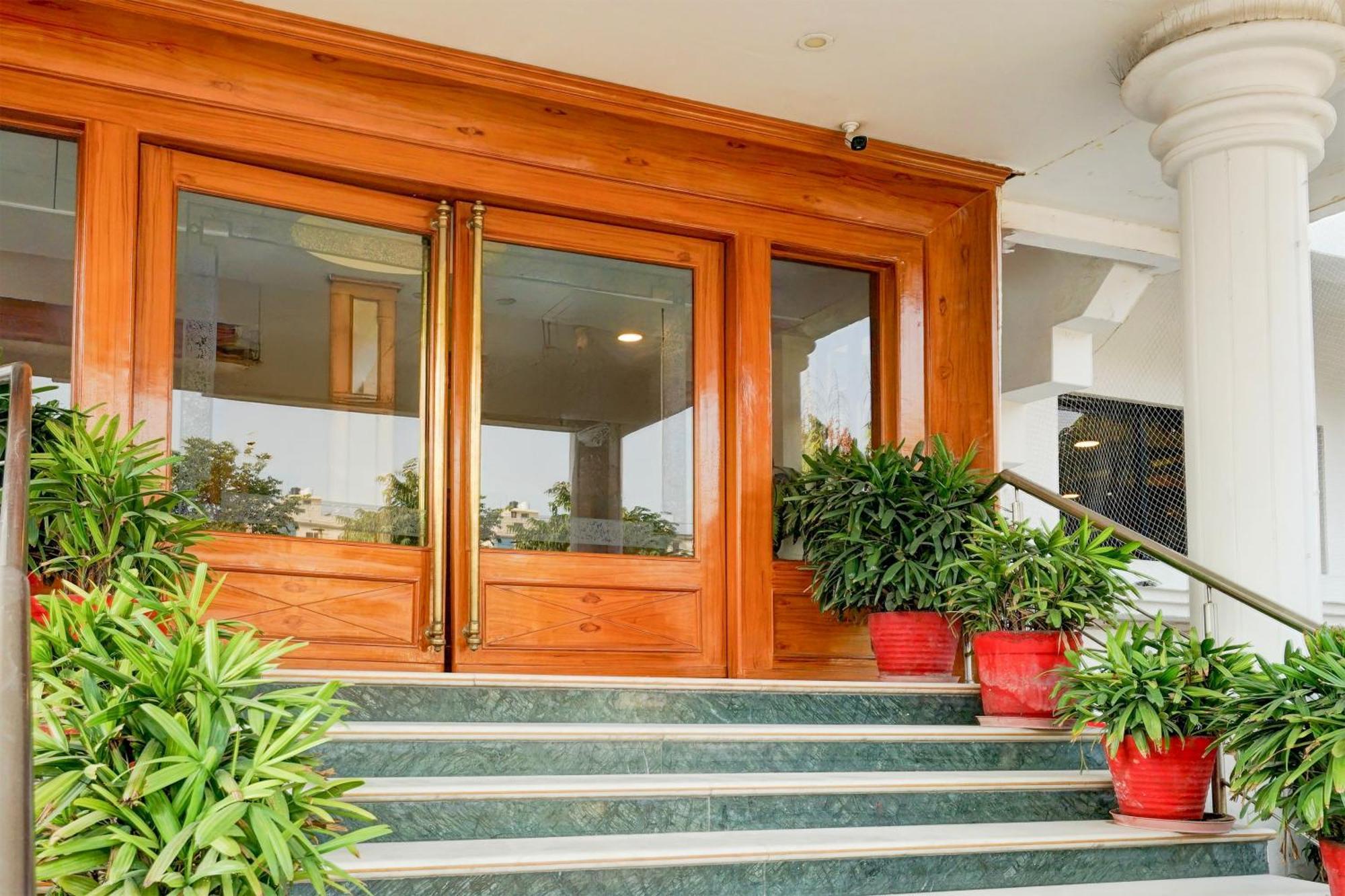 Super Townhouse Subhash Nagar Formerly Royal Palazzo Jaipur Bagian luar foto